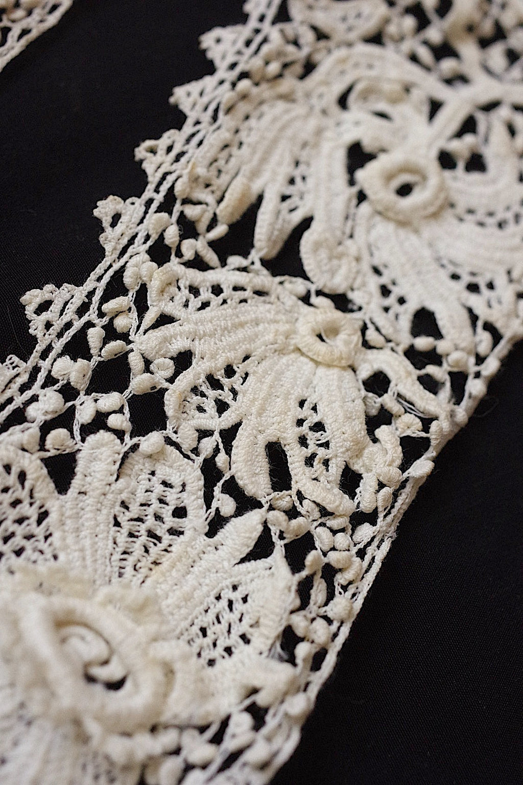 アンティークレース/dentelle ancien/antique lace/クロシェ .FR a l'epoque