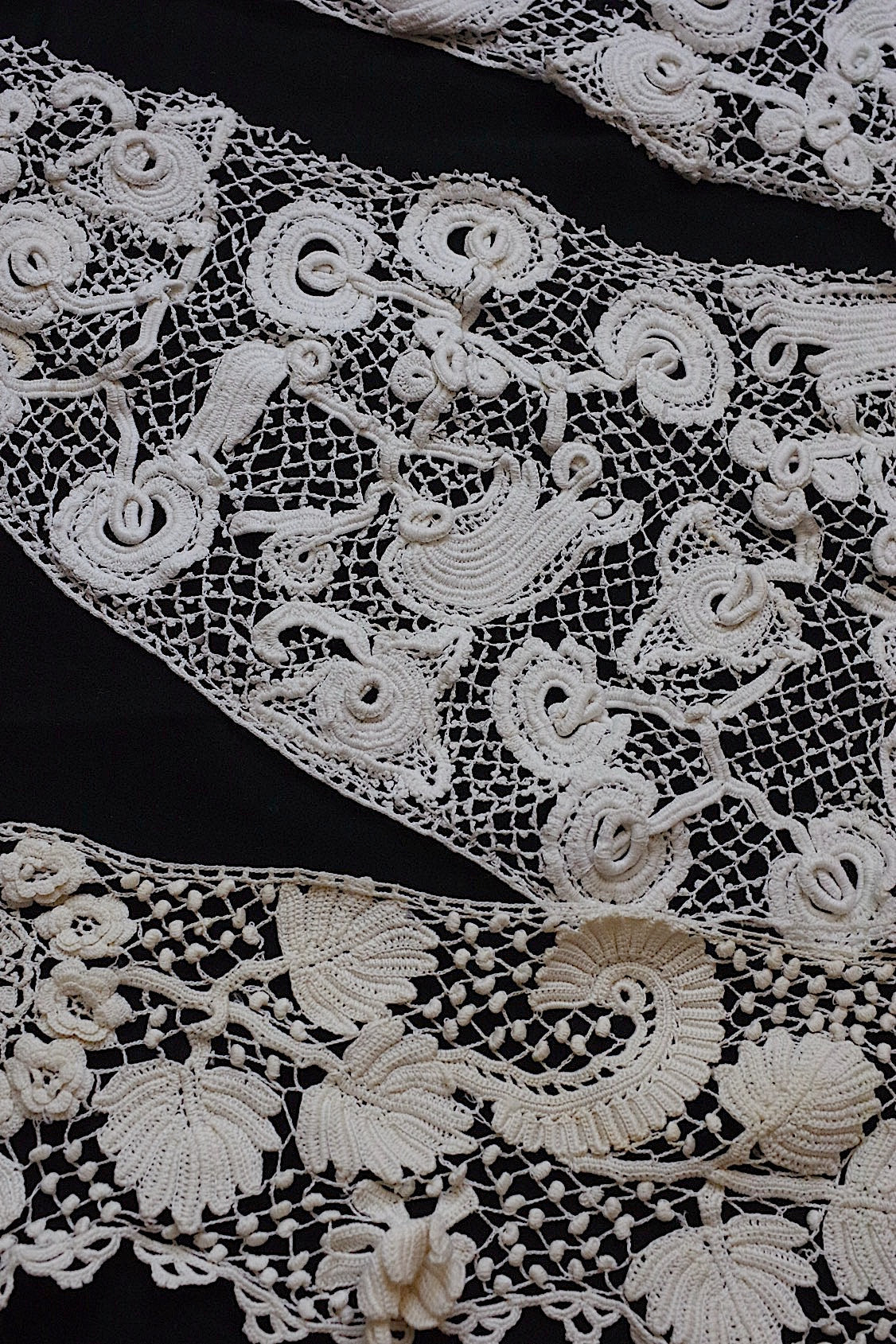 アンティークレース/dentelle ancien/antique lace/クロシェ .FR a l'epoque