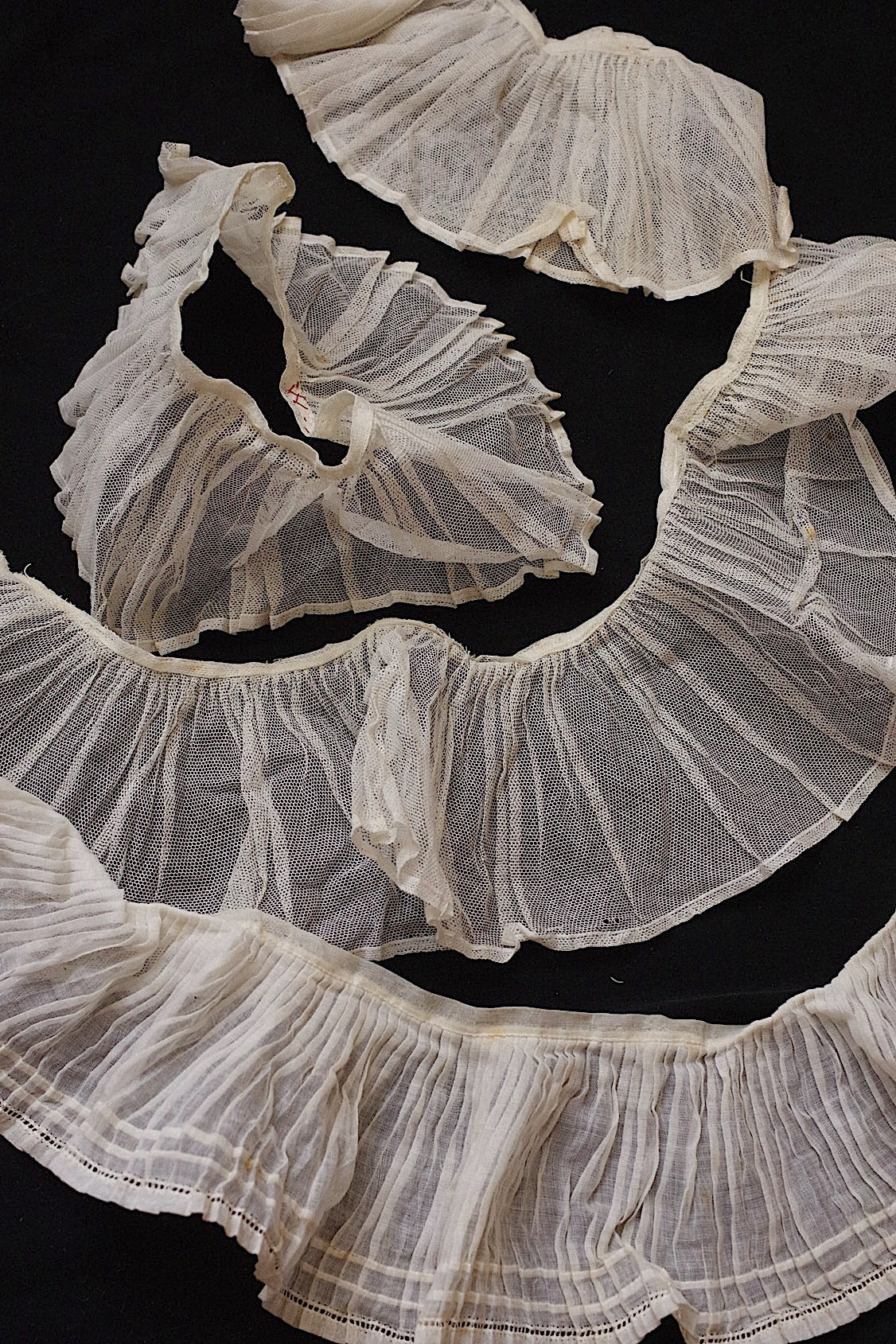 アンティークレース/dentelle ancien/antique lace/プリーツ　lot .FR a l'epoque