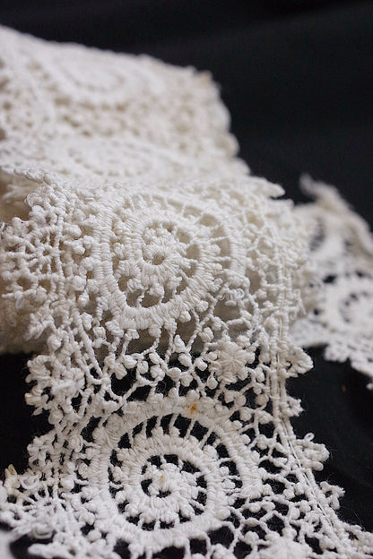 アンティークレース/dentelle ancien/antique lace/ギピュール .FR a l'epoque