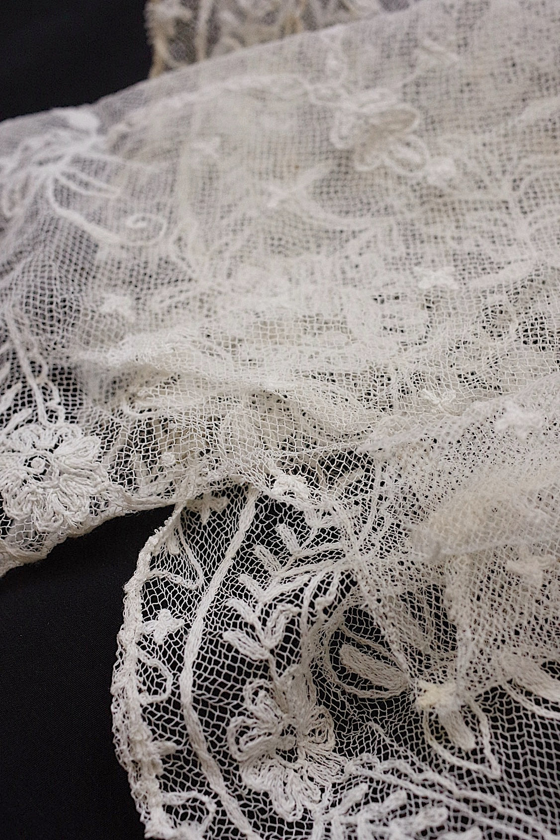 アンティークレース/dentelle ancien/antique lace/ベールハギレ .FR a l'epoque