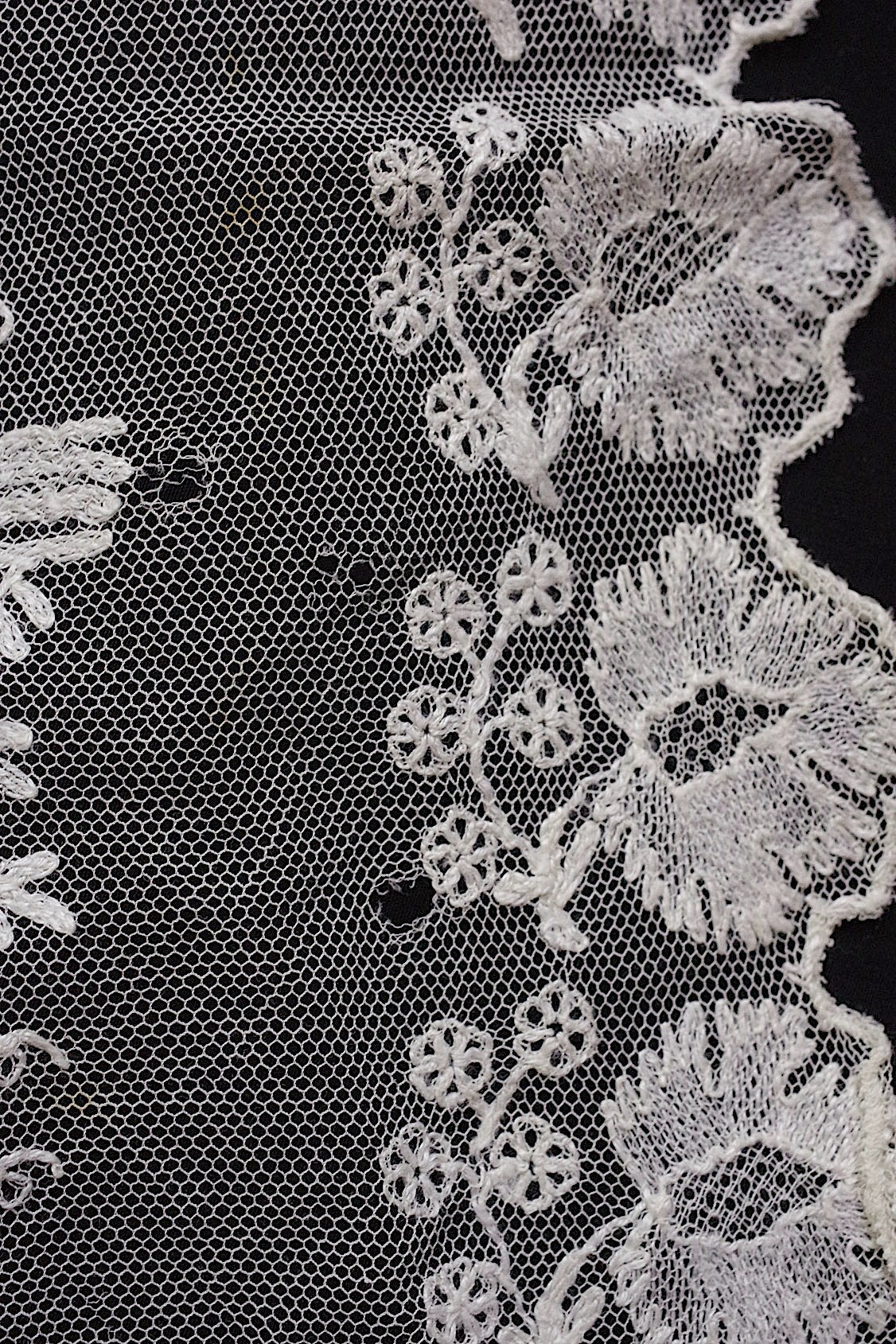 アンティークレース/dentelle ancien/antique lace/ベール .FR a l'epoque