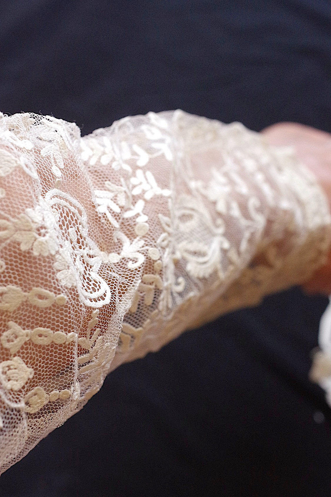 アンティークレース/dentelle ancien/antique lace/袖 .FR a l'epoque