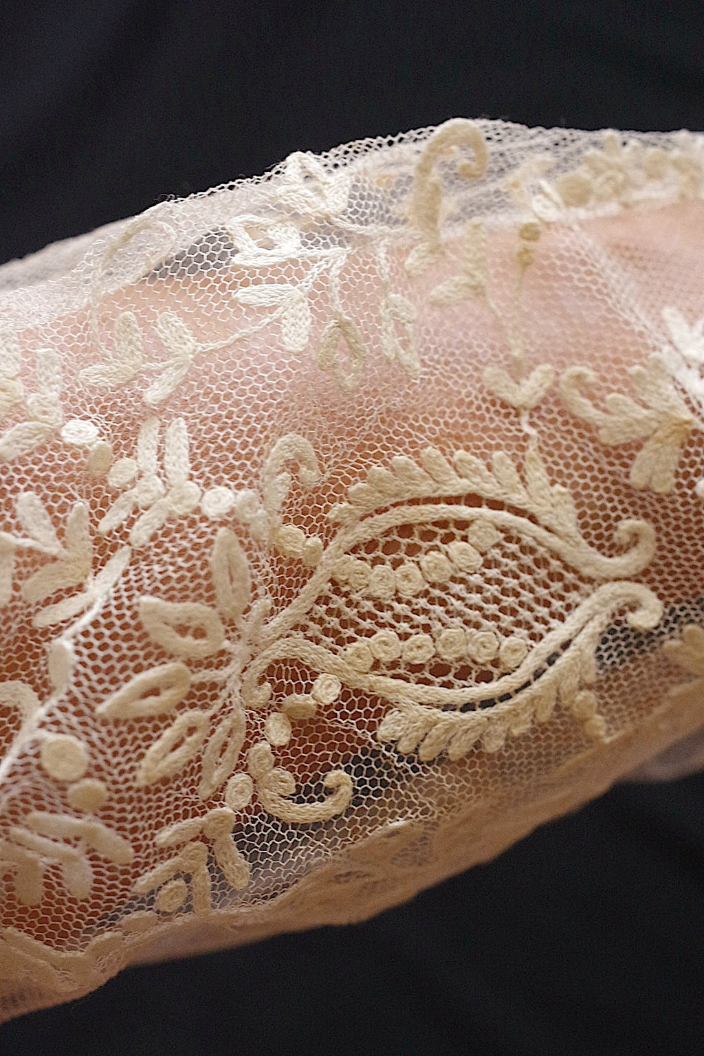 アンティークレース/dentelle ancien/antique lace/袖 .FR a l'epoque