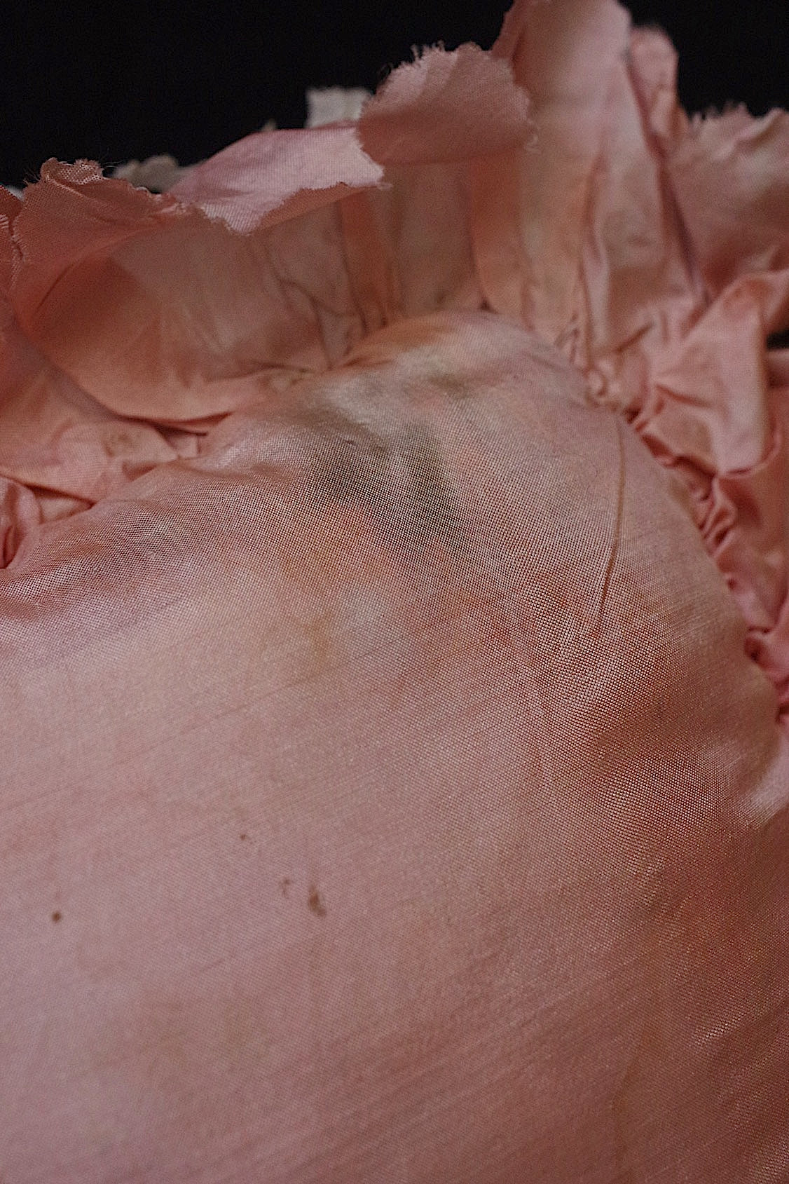 アンティークレース/dentelle ancien/antique lace/プチクッション .FR a l'epoque