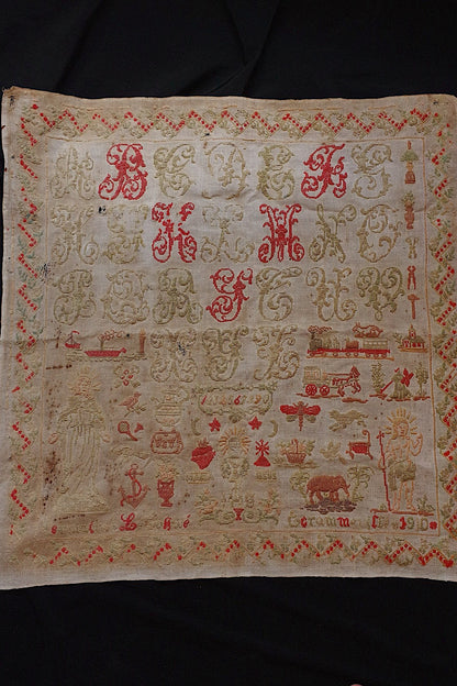 アンティーク刺繍/brodrie ancien/antique stitch embroidery/ .FR a l'epoque