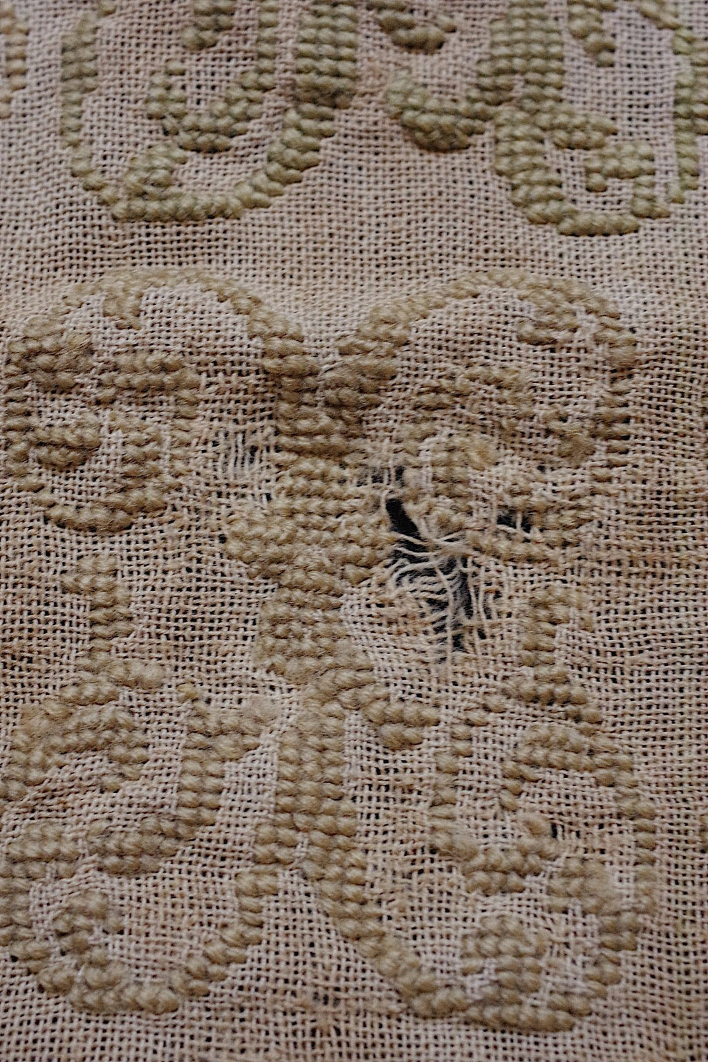 アンティーク刺繍/brodrie ancien/antique stitch embroidery/ .FR a l'epoque