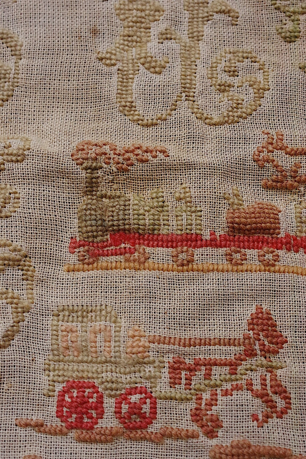 アンティーク刺繍/brodrie ancien/antique stitch embroidery/ .FR a l'epoque