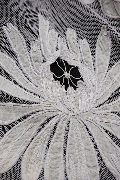 アンティークカーテン/rideau ancien/antique curtain　1 .FR a l'epoque