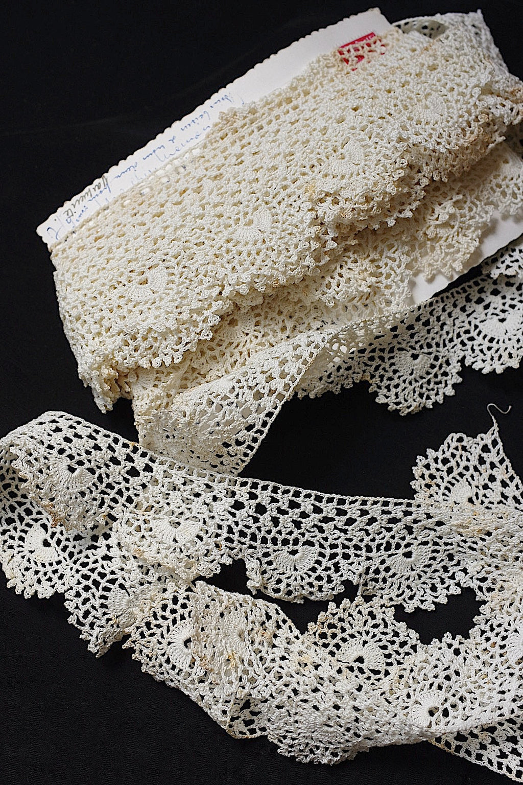 アンティークレース 600cm/dentelle ancienne/antique lace .FR a l'epoque