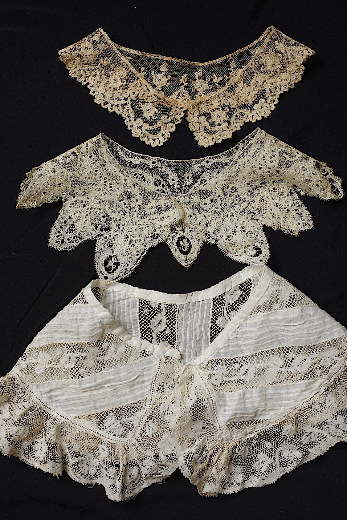 アンティークレース 襟3つ/dentelle ancienne/antique lace　 .FR a l'epoque