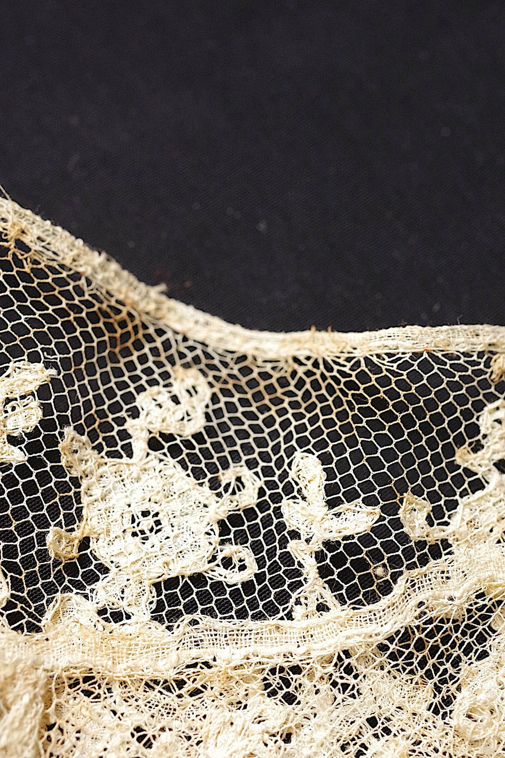 アンティークレース 襟3つ/dentelle ancienne/antique lace　 .FR a l'epoque