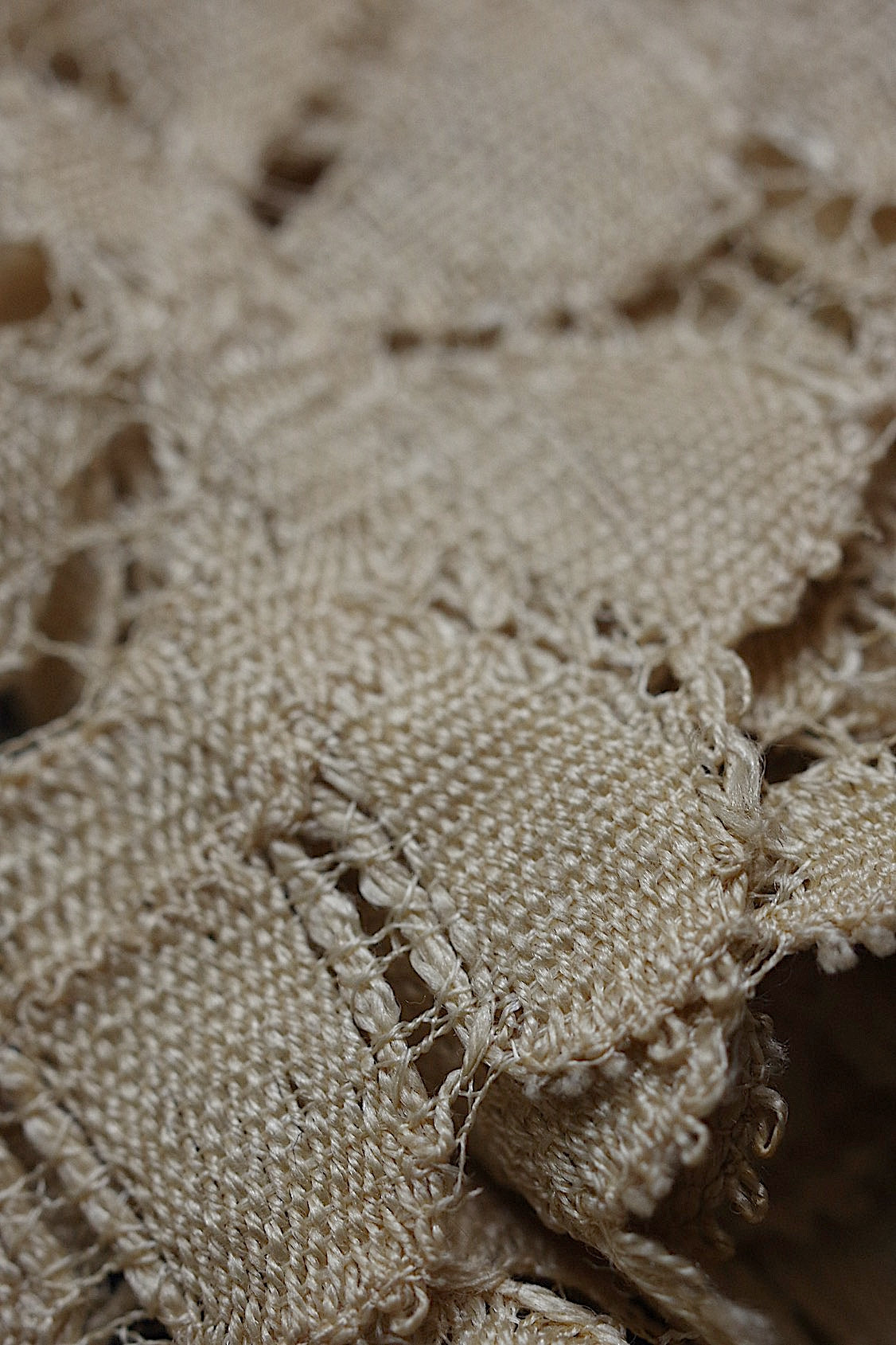 アンティークレース ブロンドレース/dentelle ancienne/antique lace .FR a l'epoque