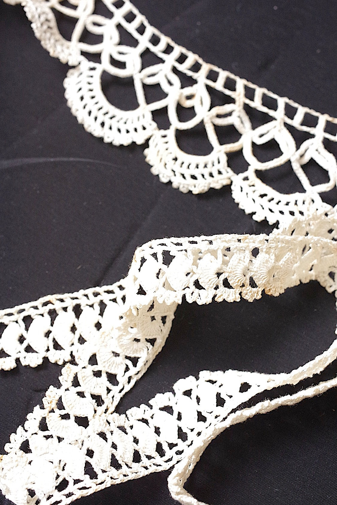 アンティークレース クロシェレース/dentelle ancienne/antique lace .FR a l'epoque