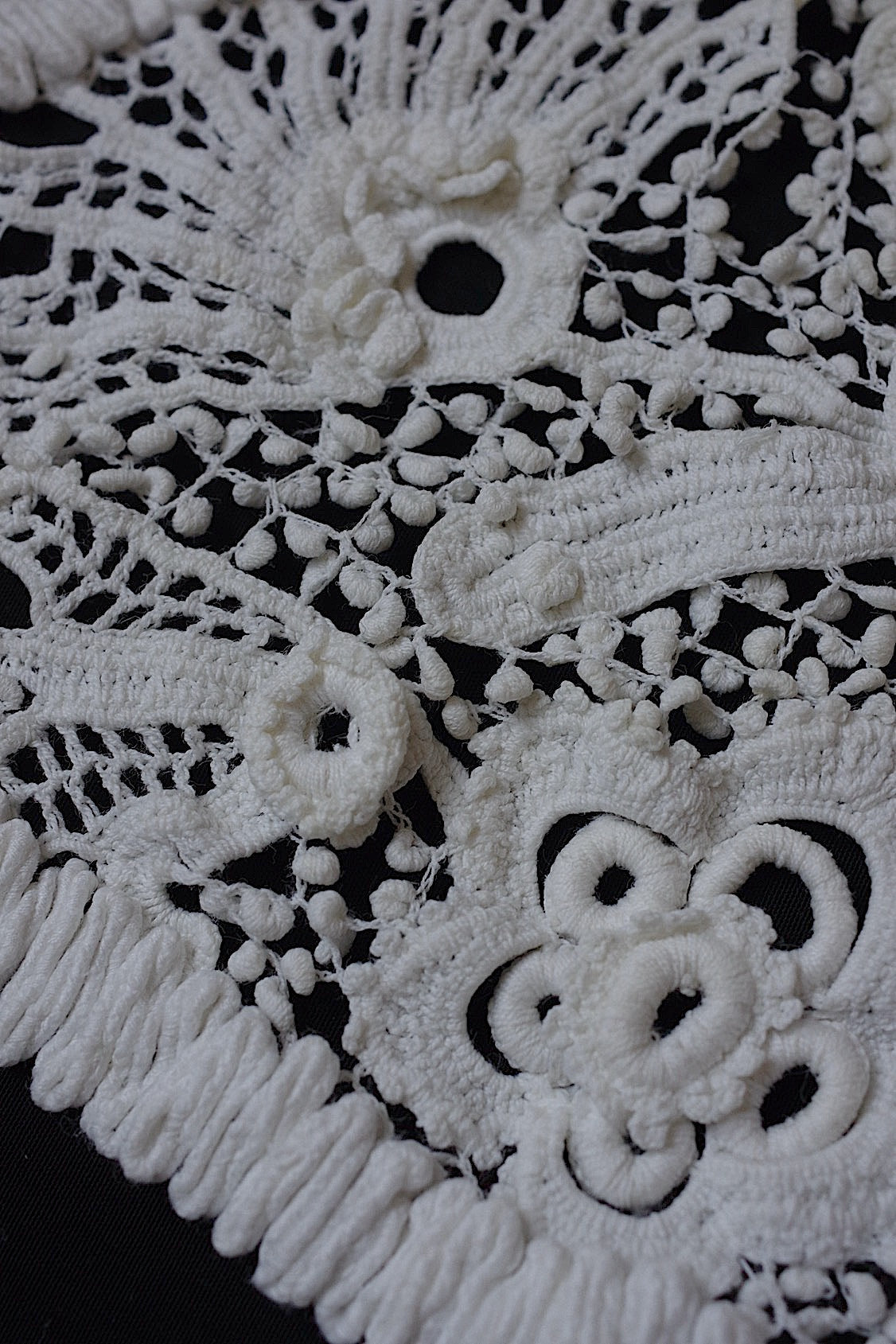 アンティークレース 3つ/dentelle ancienne/antique lace .FR a l'epoque
