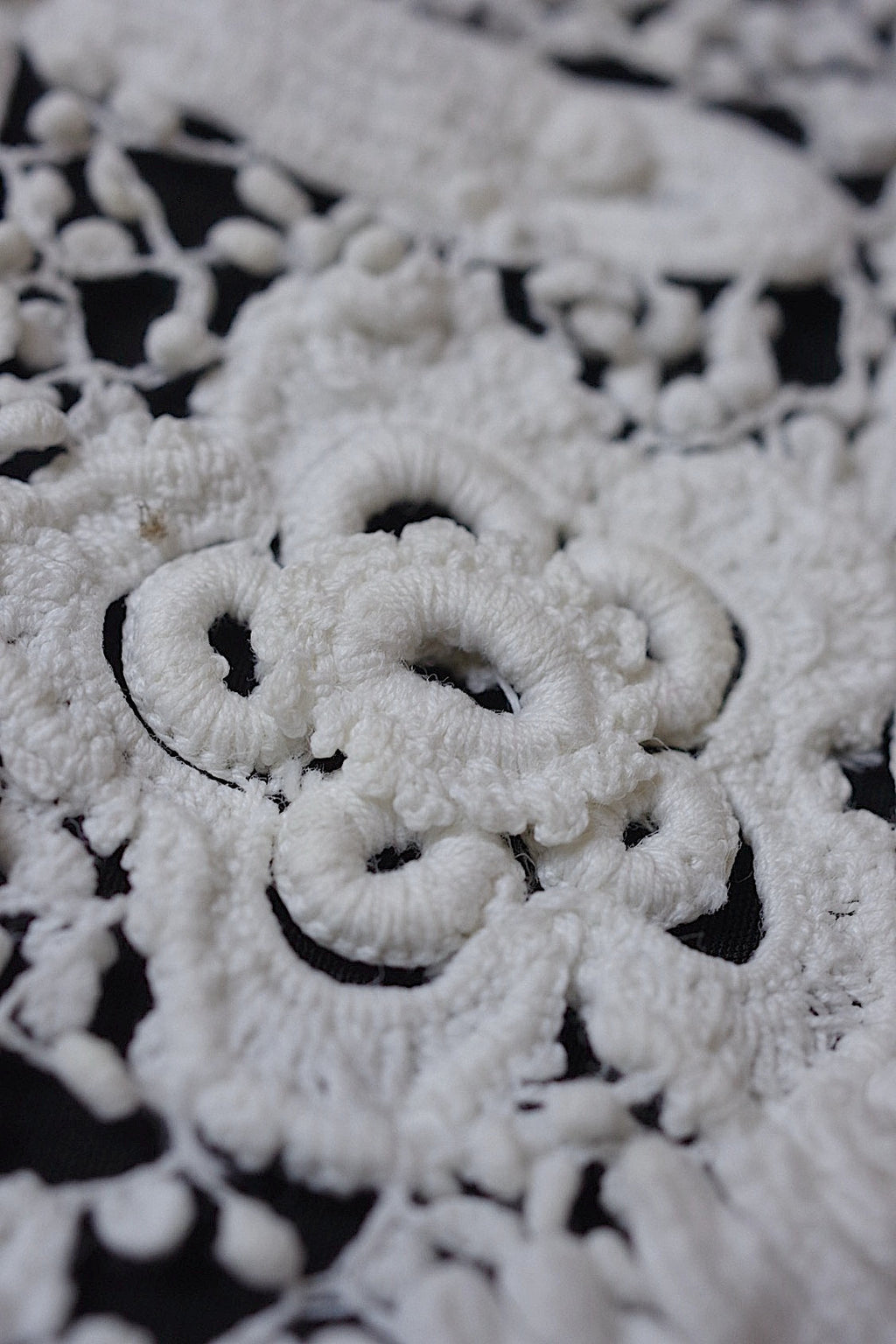 アンティークレース 3つ/dentelle ancienne/antique lace .FR a l'epoque