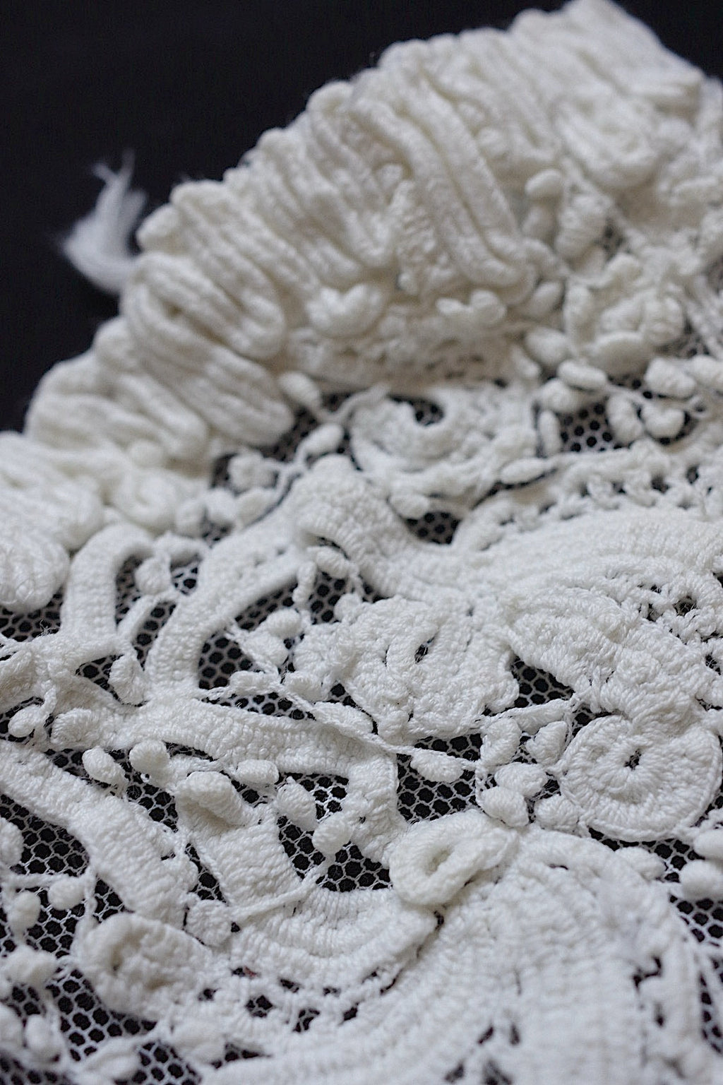 アンティークレース 3つ/dentelle ancienne/antique lace .FR a l'epoque