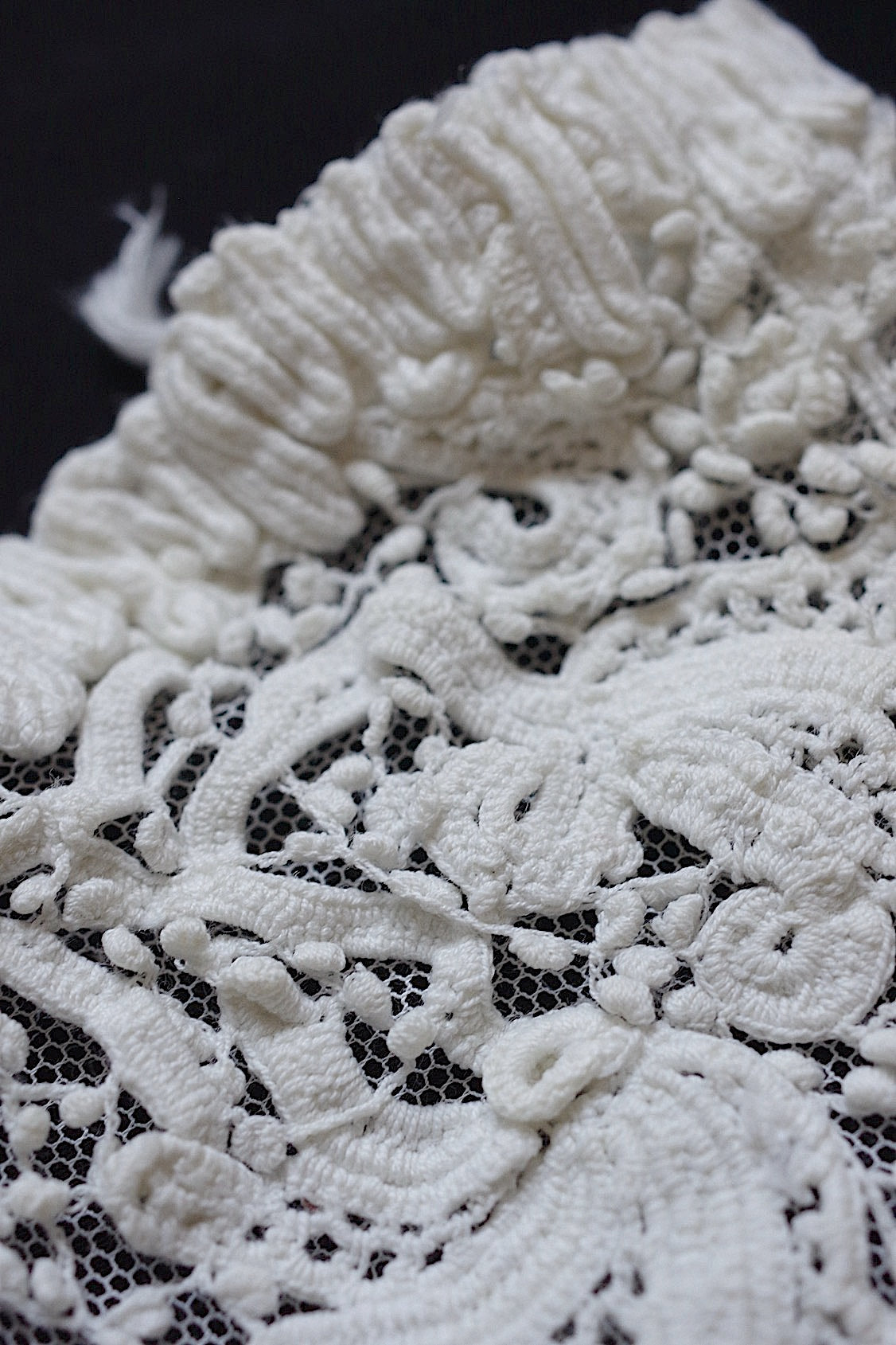 アンティークレース 3つ/dentelle ancienne/antique lace .FR a l'epoque