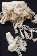 アンティークレース ボビンポンポン/dentelle ancienne/antique lace .FR a l'epoque