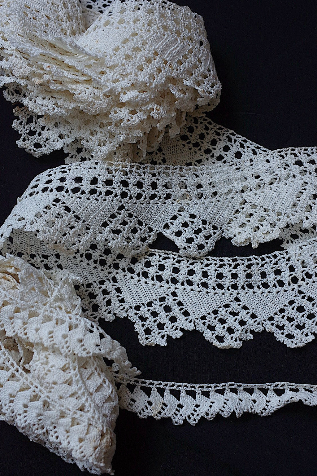アンティークレース クロシェ２種/dentelle ancienne/antique lace .FR a l'epoque