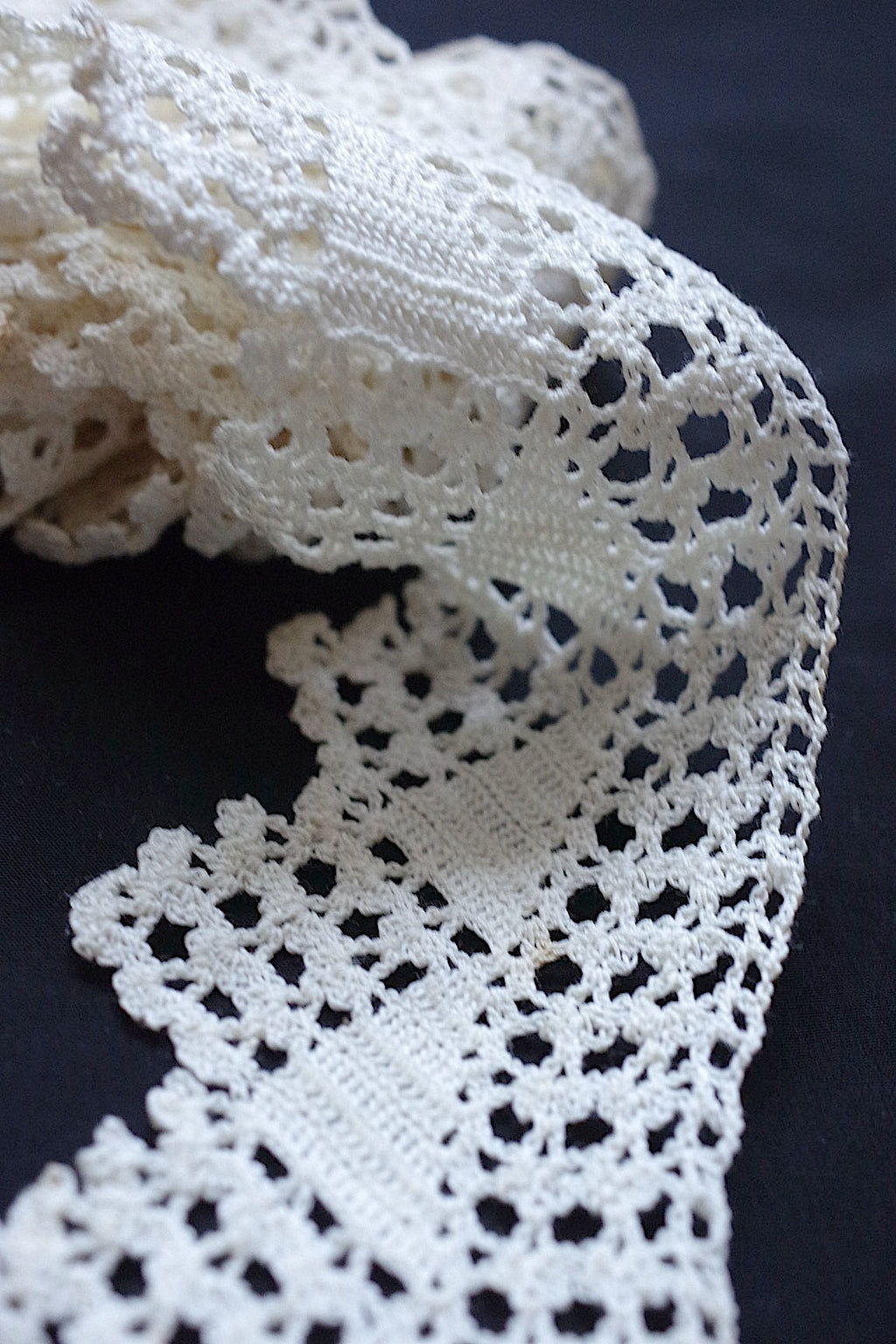 アンティークレース クロシェ２種/dentelle ancienne/antique lace .FR a l'epoque