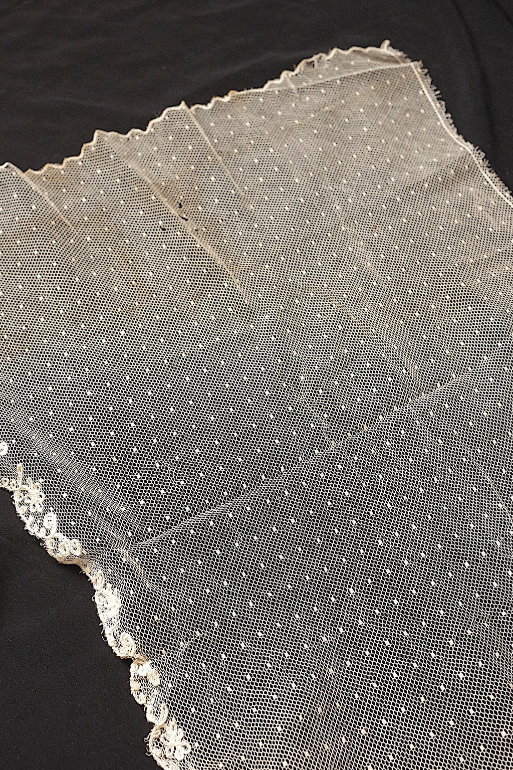 アンティークレースハギレ２種/dentelle ancienne/antique lace .FR a l'epoque