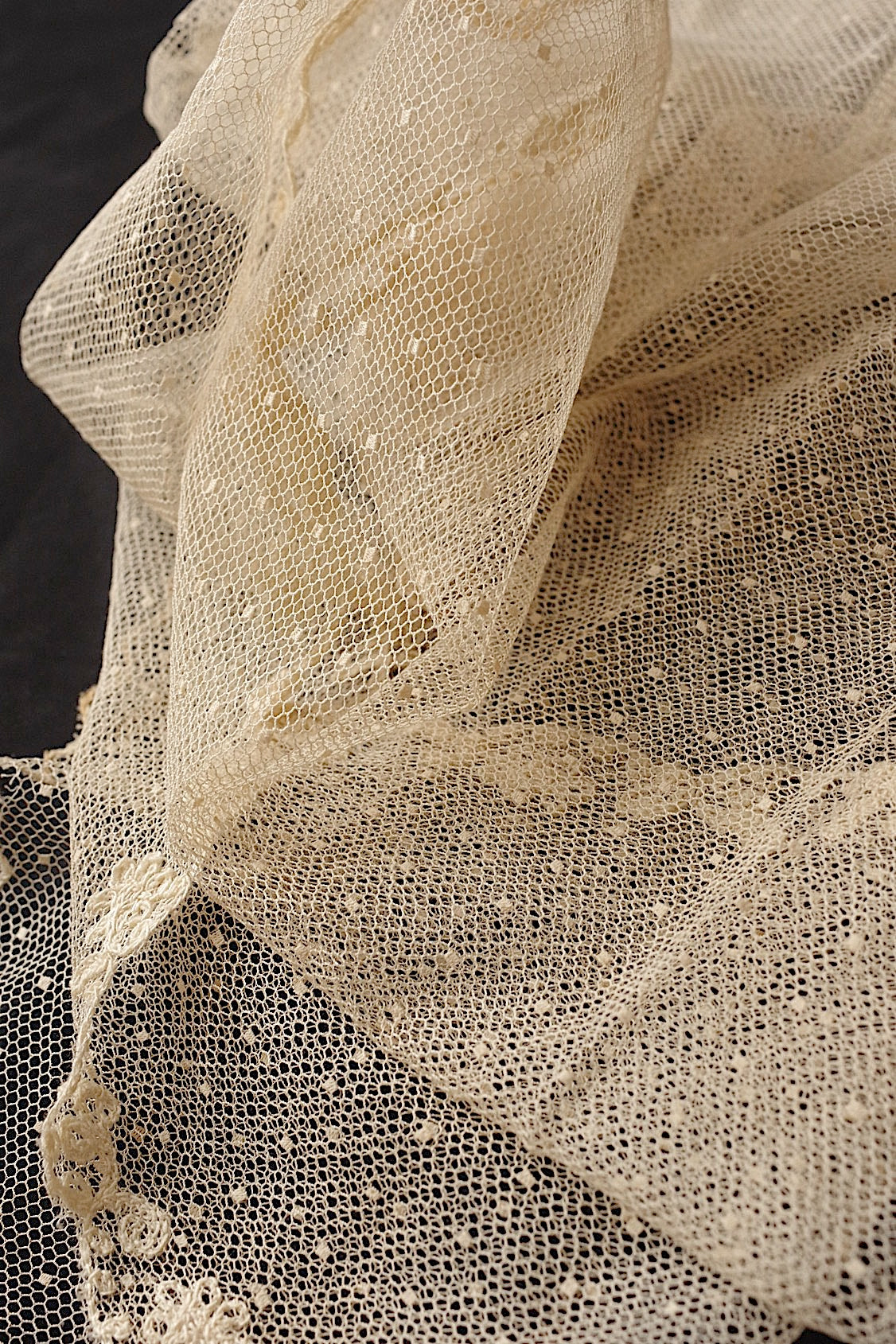 アンティークレースハギレ２種/dentelle ancienne/antique lace .FR a l'epoque