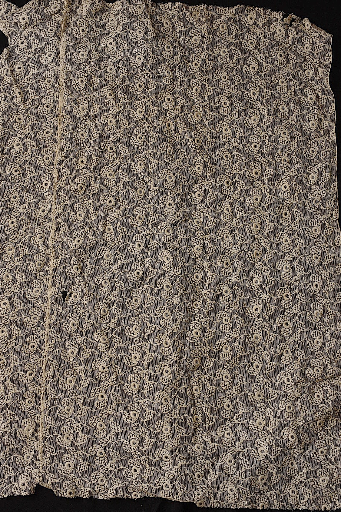 アンティークレースハギレ２種/dentelle ancienne/antique lace .FR a l'epoque