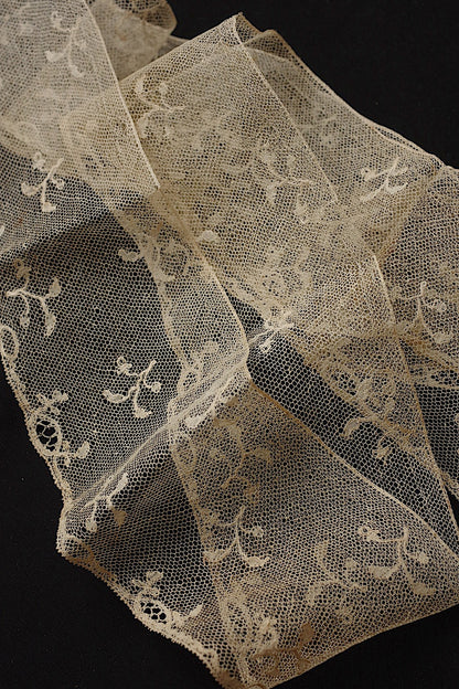 アンティークレース3種/dentelle ancienne/antique lace .FR a l'epoque