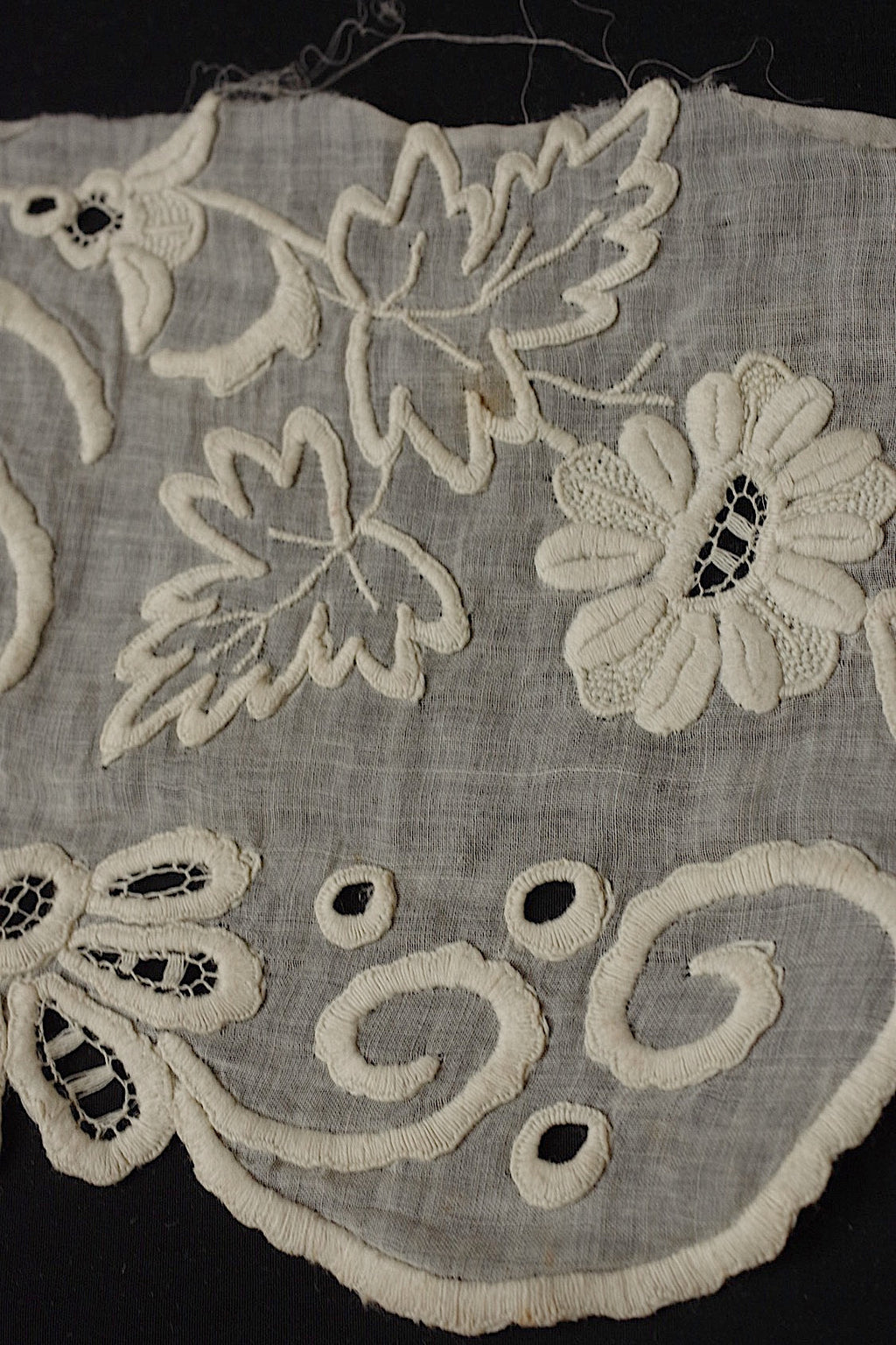 アンティークレース刺繍レース/dentelle ancienne/antique lace .FR a l'epoque