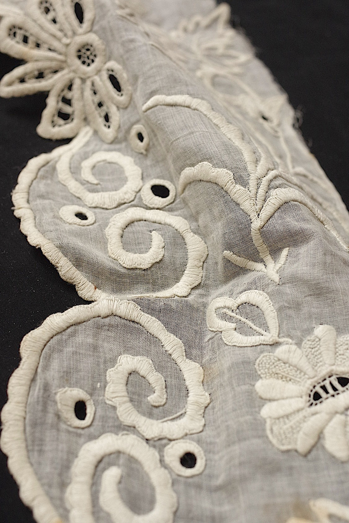 アンティークレース刺繍レース/dentelle ancienne/antique lace .FR a l'epoque