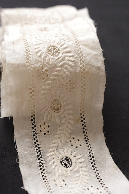 アンティークレース刺繍レース/dentelle ancienne/antique lace .FR a l'epoque