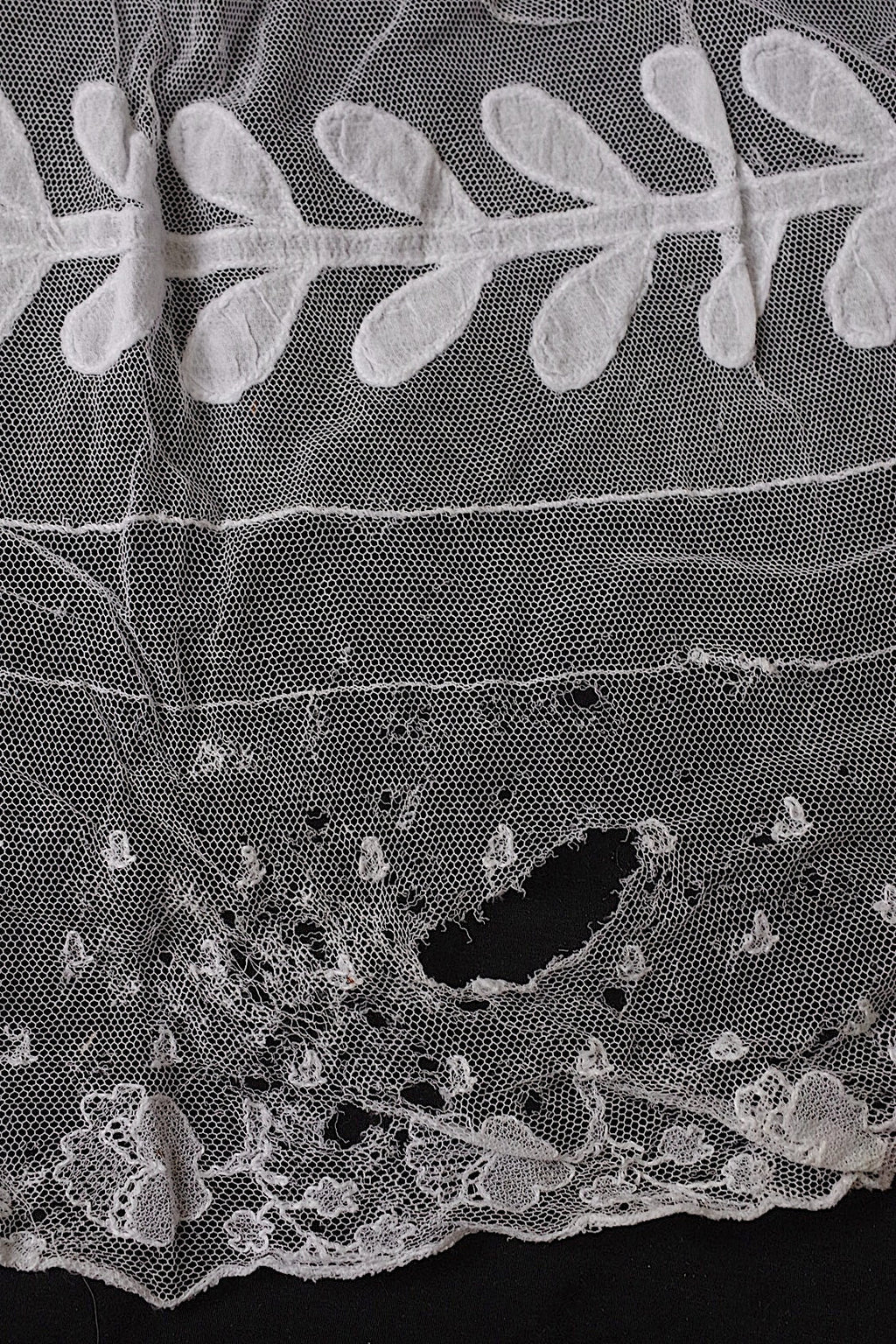 アンティークレースbas d'aube/dentelle ancienne/antique lace .FR a l'epoque