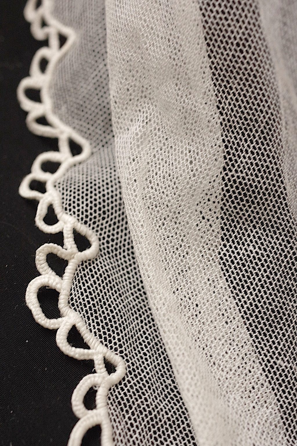 アンティークレースタブリエ/dentelle ancienne/antique lace .FR a l'epoque