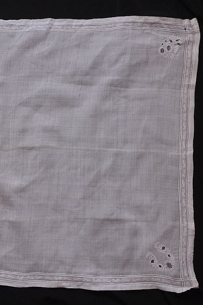 アンティーク刺繍ハンカチ/dentelle ancienne/antique lace .FR a l'epoque