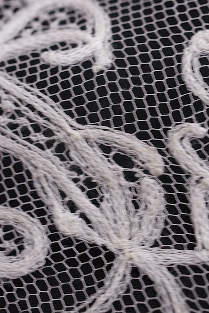 アンティークレースベール/dentelle ancienne/antique lace .FR a l'epoque