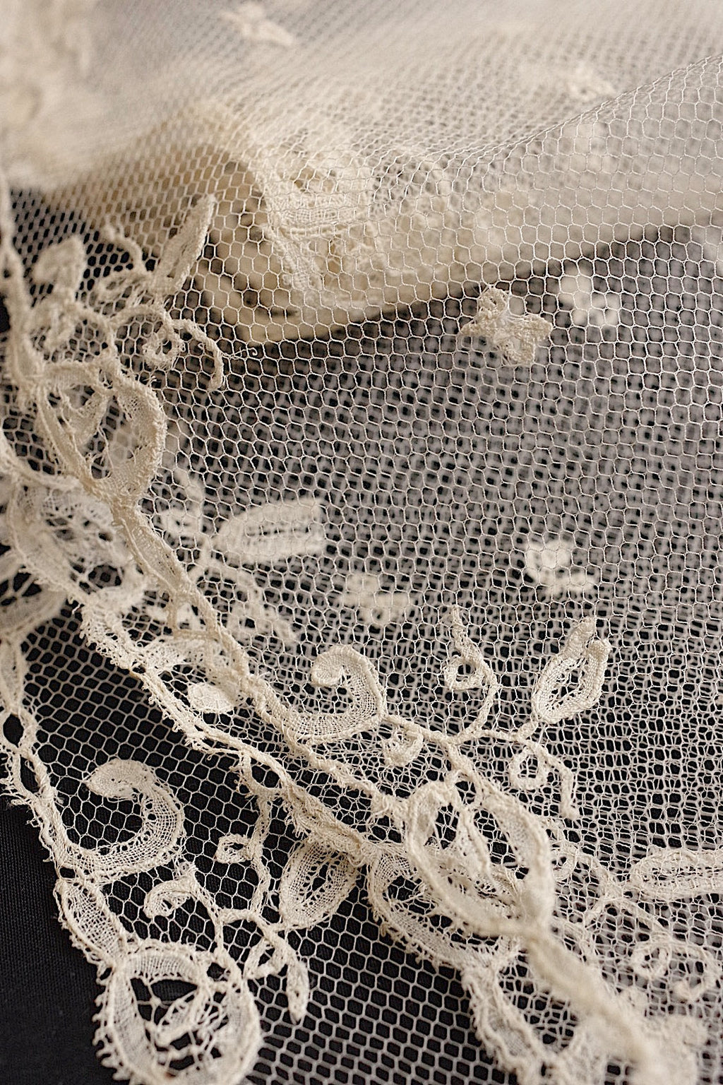 アンティークレース３種/dentelle ancienne/antique lace .FR a l'epoque
