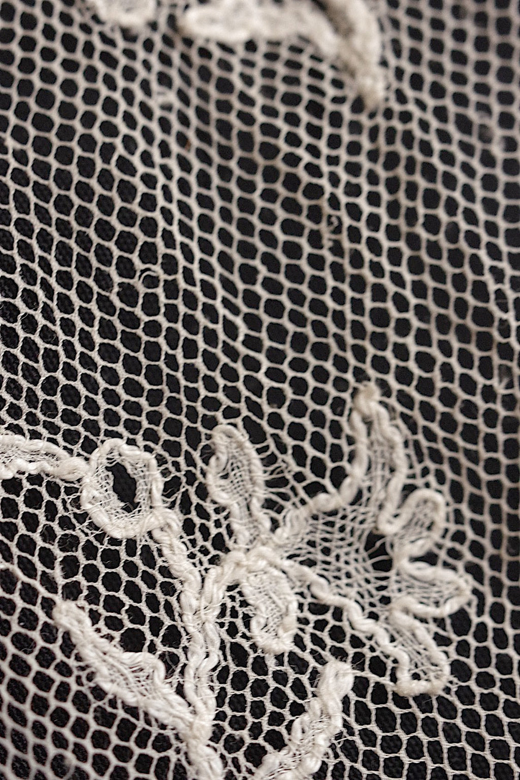 アンティークレース３種/dentelle ancienne/antique lace .FR a l'epoque