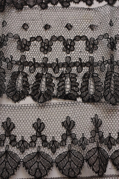 アンティークレースシャンティイ　lots1/dentelle ancienne/antique lace .FR a l'epoque