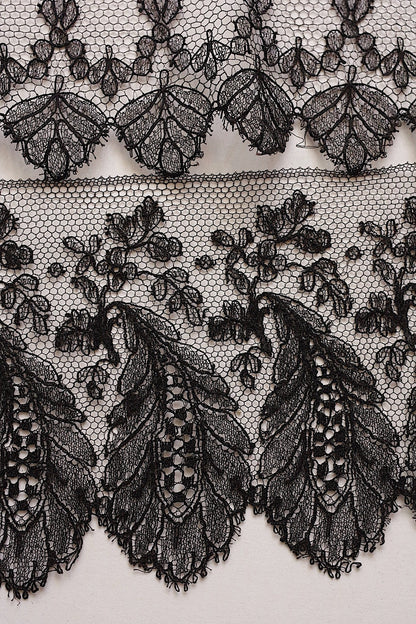 アンティークレースシャンティイ　lots1/dentelle ancienne/antique lace .FR a l'epoque