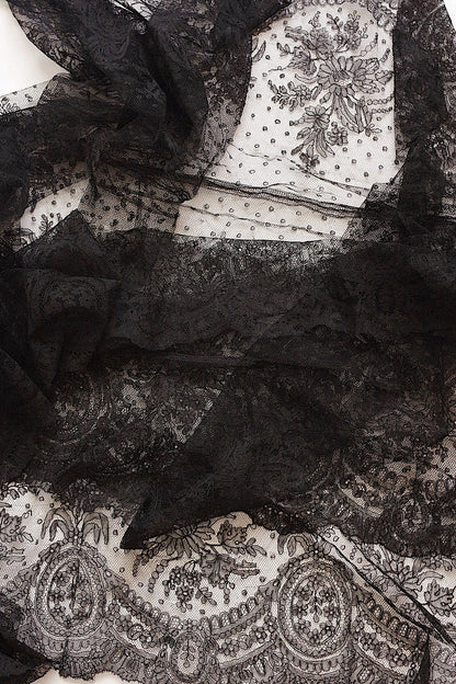 アンティークレースシャンティイ　lots2/dentelle ancienne/antique lace .FR a l'epoque