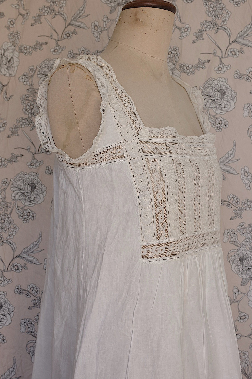 アンティークワンピース/vêtement ancien/antique dress .FR a l'epoque