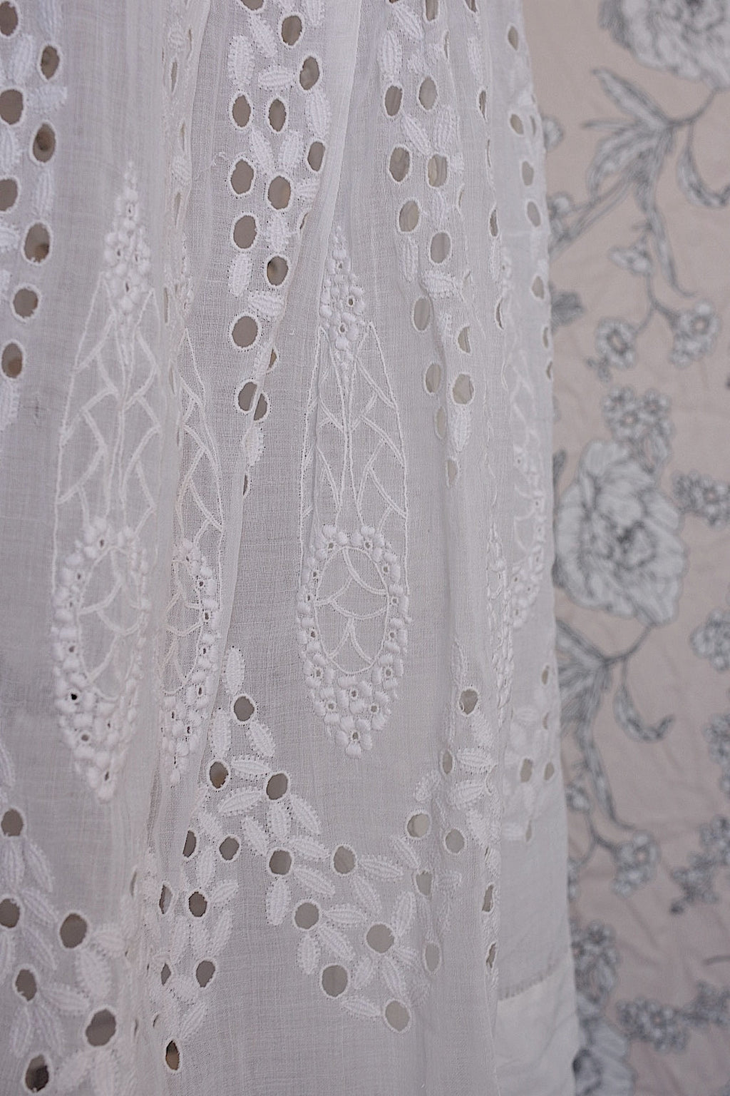アンティークスカート/vêtement ancien/antique skirt .FR a l'epoque