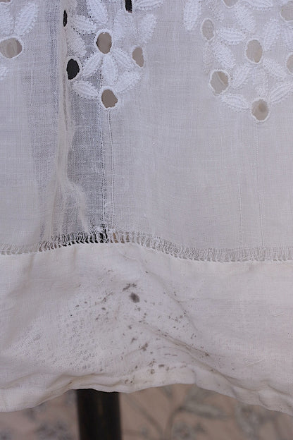 アンティークスカート/vêtement ancien/antique skirt .FR a l'epoque