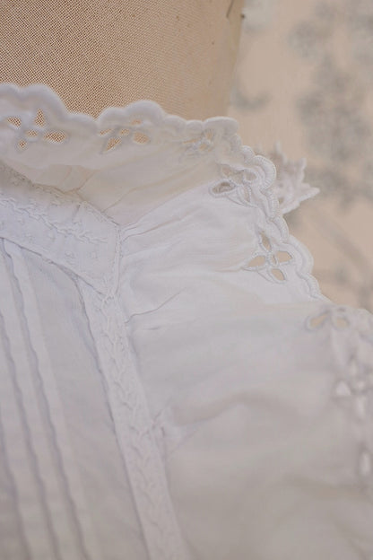 アンティークブラウス1/vêtement ancien/antique  blouse .FR a l'epoque