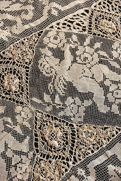 アンティーククロス/linge de maison/antique lace .FR a l'epoque