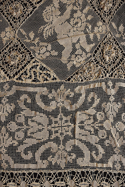 アンティーククロス/linge de maison/antique lace .FR a l'epoque