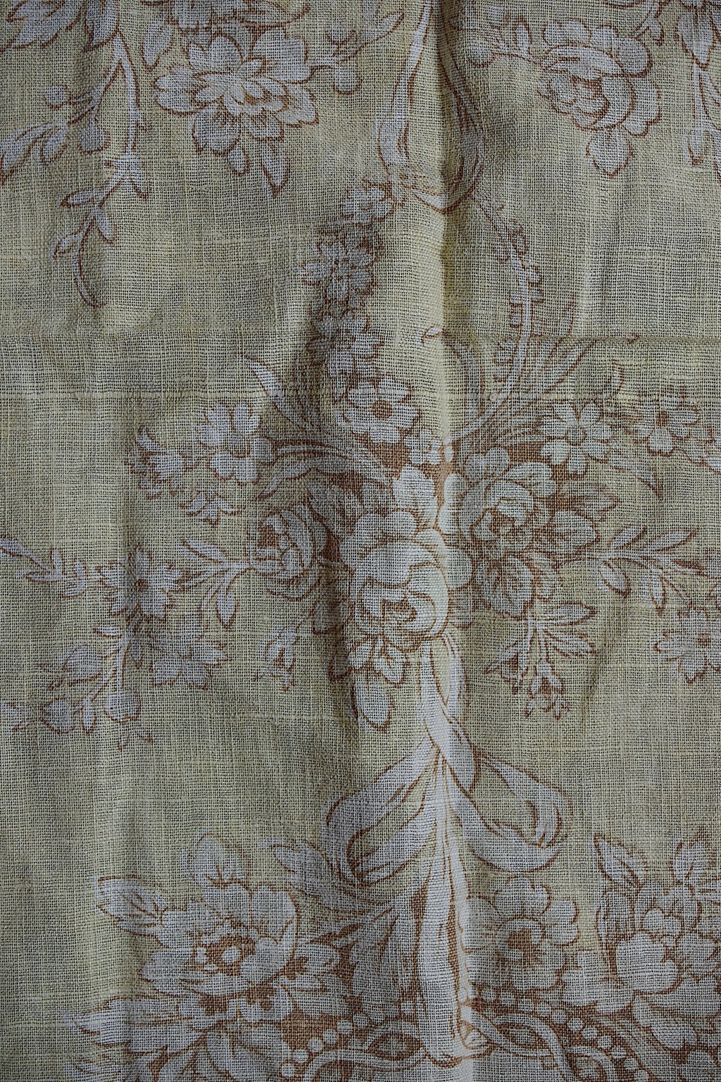 アンティーククロス/linge de maison/antique lace .FR a l'epoque