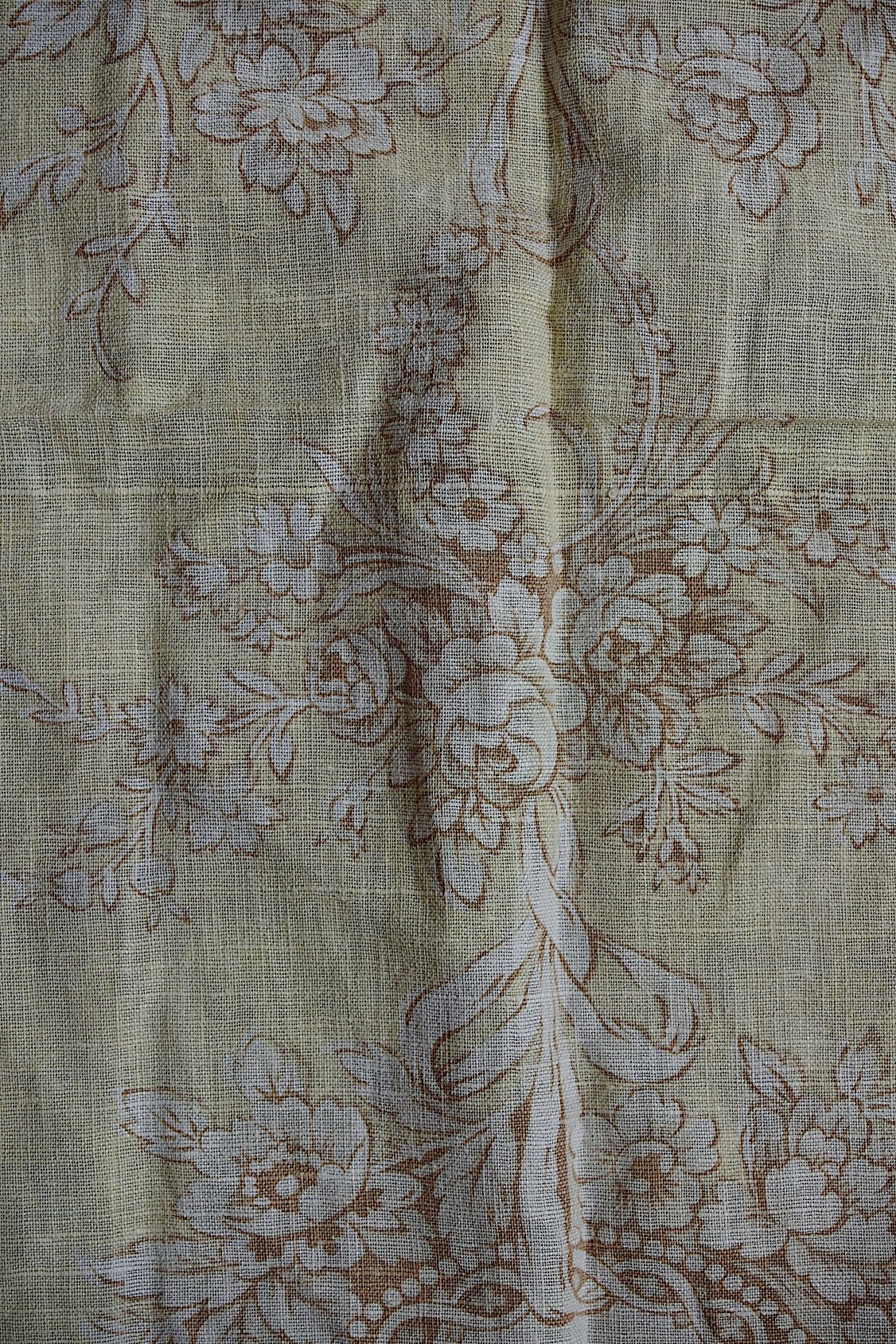 アンティーククロス/linge de maison/antique lace .FR a l'epoque