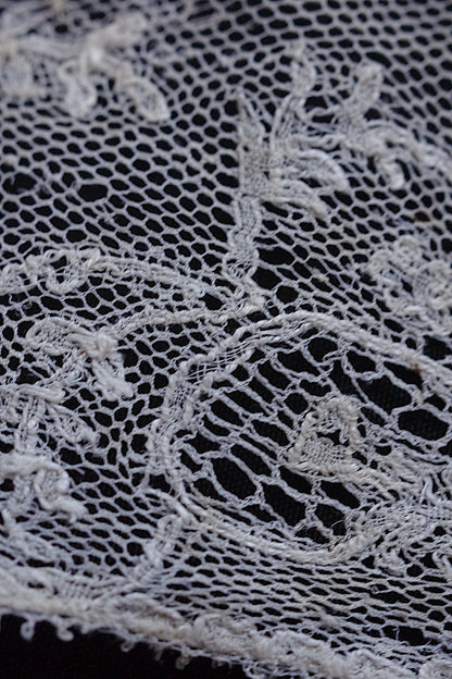 アンティークレース110cm 105cm/dentelle ancienne/antique lace .FR a l'epoque